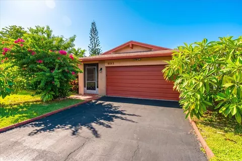 9843 NW 75th Ct NW, Tamarac, FL 33321