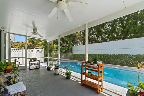 Exterior - 188 S Hampton Dr, Jupiter, FL 33458 photo 2 of 3