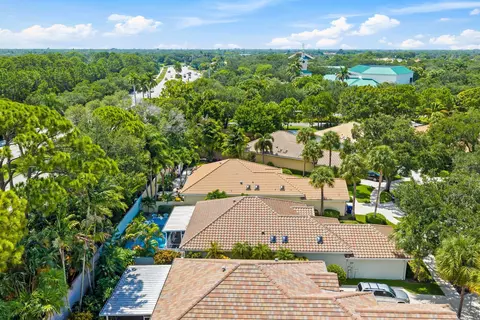 View/Area - 188 S Hampton Dr, Jupiter, FL 33458 photo 4 of 13