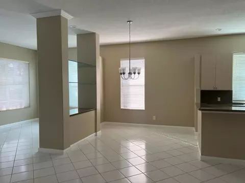 Living - 188 S Hampton Dr, Jupiter, FL 33458 photo 6 of 6