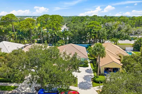 View/Area - 188 S Hampton Dr, Jupiter, FL 33458 photo 7 of 13