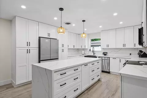 648 SW 3rd St, Boca Raton, FL 33486
