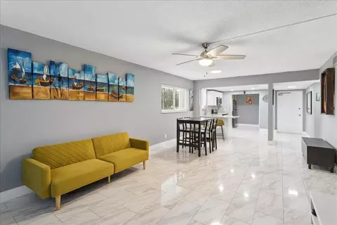6600 Royal Palm Blvd #215B, Margate, FL 33063
