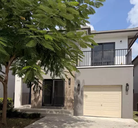 242 NW 11th Ct, Florida City, FL 33034