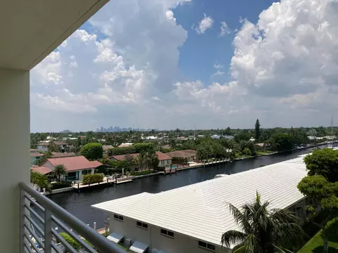 2900 NE 30th St, Fort Lauderdale, FL 33306