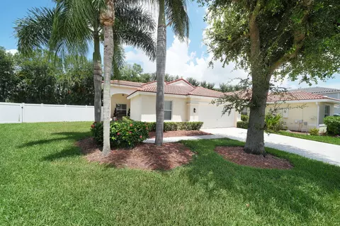 6376 Barton Creek Cir, Lake Worth, FL 33463