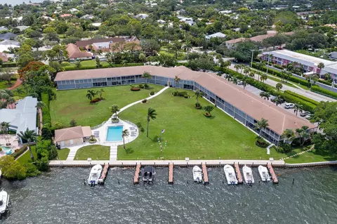 View/Area - 478 Tequesta Dr #115, Tequesta, FL 33469 photo 3 of 4