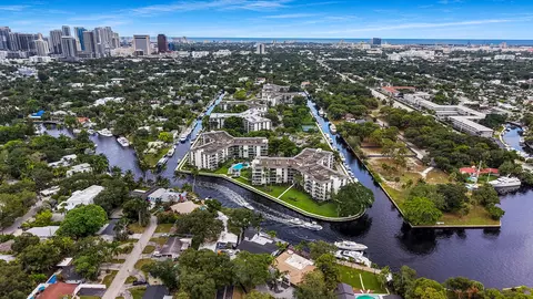 1201 River Reach Dr #202, Fort Lauderdale, FL 33315