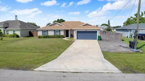 5263 NW East Delwood Dr, Port Saint Lucie, FL 34986