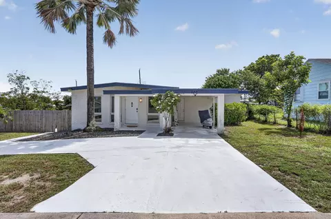 840 Bradley St, West Palm Beach, FL 33405