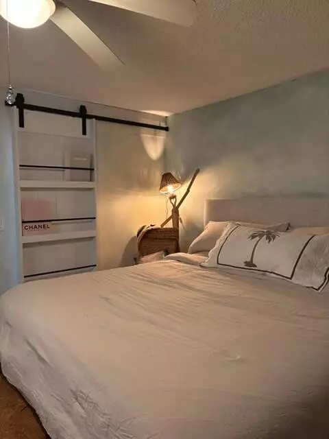 401 SE 3rd St #305, Dania Beach, FL 33004