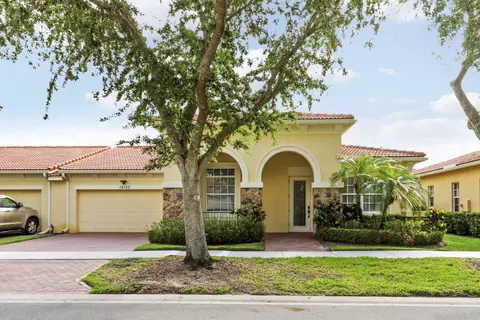 10150 SW Ambrose Way, Port Saint Lucie, FL 34986