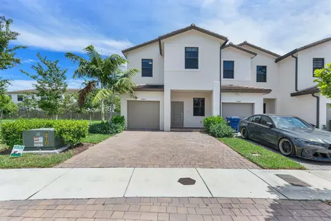 23425 SW 129th Ave, Homestead, FL 33032