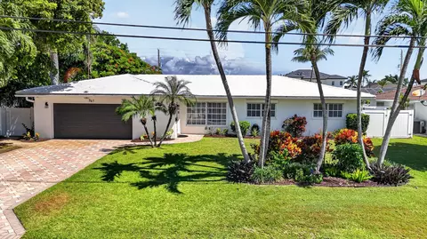 741 Berkeley St, Boca Raton, FL 33487