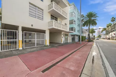713 Collins Ave #39, Miami Beach, FL 33139