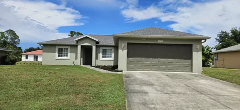 1032 Darby Dr NW, Port Charlotte, FL 33948