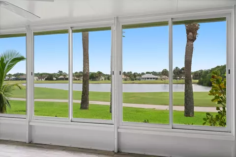 4303 Gator Trace Dr, Fort Pierce, FL 34982