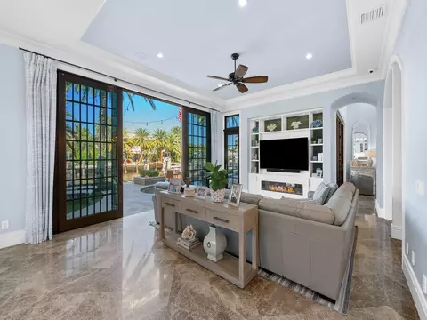 Living - 2319 NE 28th St, Lighthouse Point, FL 33064 photo 3 of 4