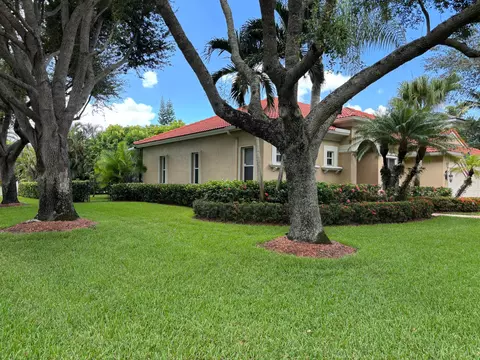 Exterior - 391 Mallard Pt, Jupiter, FL 33458 photo 3 of 8