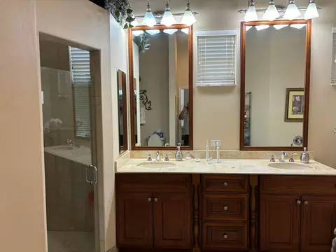 Bath - 391 Mallard Pt, Jupiter, FL 33458 photo 2 of 2