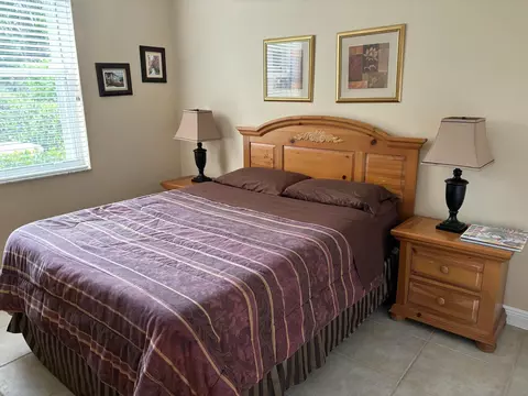 Bedroom - 391 Mallard Pt, Jupiter, FL 33458 photo 3 of 4