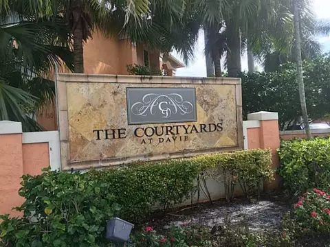 6900 SW 39th St #311K, Davie, FL 33314