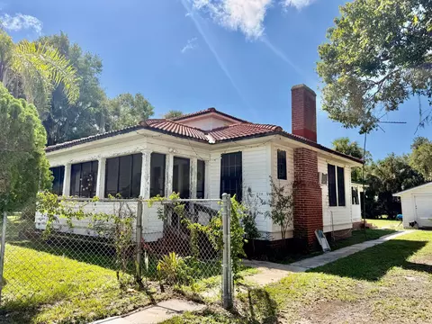 202 SE 4th St, Okeechobee, FL 34974