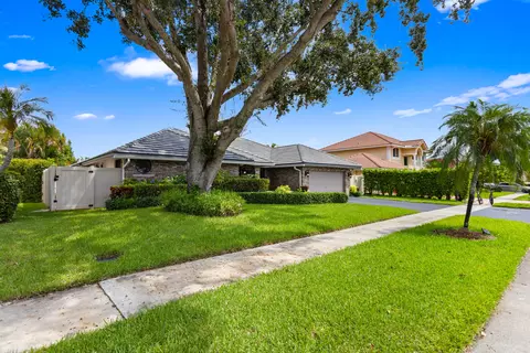 14251 Appalachian Trl, Davie, FL 33325