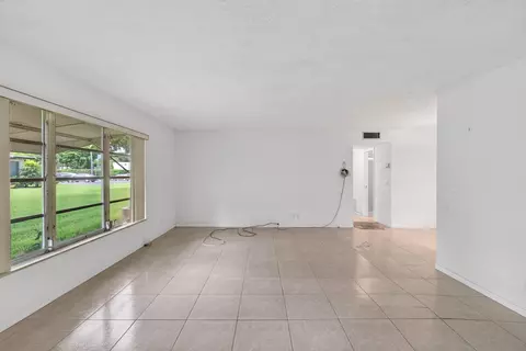 Other - 1057 E Circle Ter, Delray Beach, FL 33445 photo 3 of 14