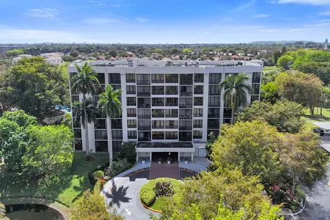 5951 Wellesley Park Dr #405, Boca Raton, FL 33433