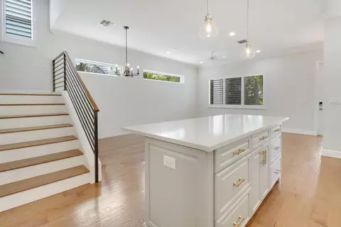 Entry Way - 513 SW Ocean Blvd, Stuart, FL 34994 photo 1 of 1