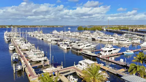 View/Area - 513 SW Ocean Blvd, Stuart, FL 34994 photo 18 of 20
