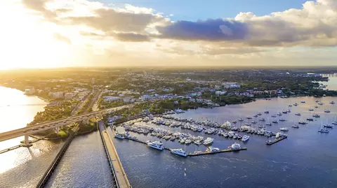 View/Area - 513 SW Ocean Blvd, Stuart, FL 34994 photo 16 of 21