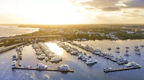 View/Area - 513 SW Ocean Blvd, Stuart, FL 34994 photo 5 of 20