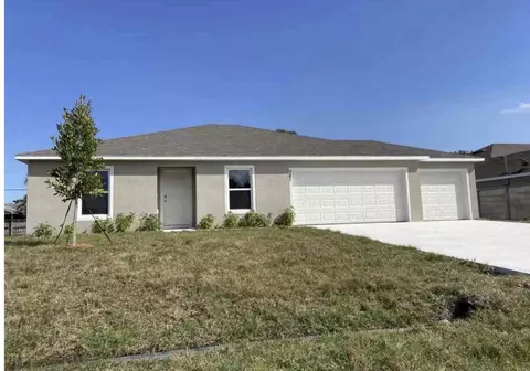 781 SW Dorchester St, Port Saint Lucie, FL 34983