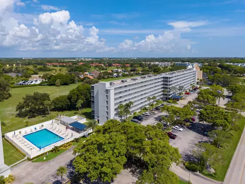 6161 NW 2nd Ave #525, Boca Raton, FL 33487