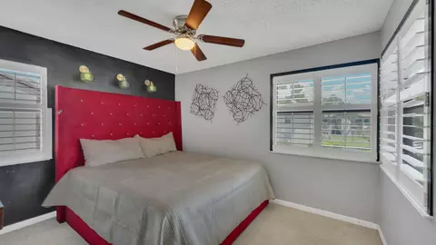 7618 Tahiti Ln #206, Lake Worth, FL 33467