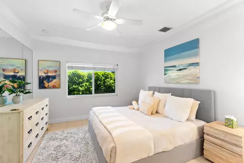 Bedroom - 4210 NE 23rd Ave, Lighthouse Point, FL 33064 photo 8 of 9