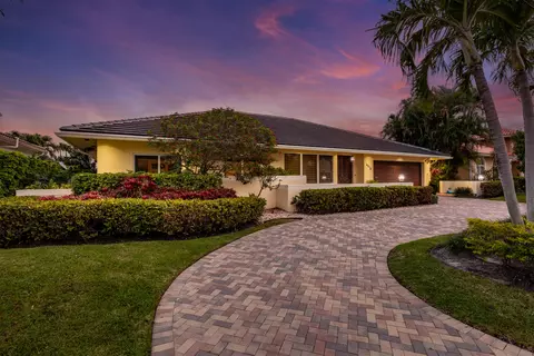 Exterior - 4210 NE 23rd Ave, Lighthouse Point, FL 33064 photo 2 of 24