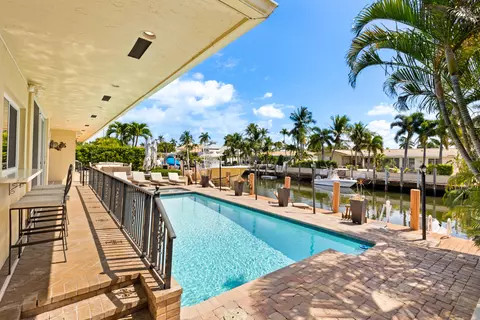 Exterior - 4210 NE 23rd Ave, Lighthouse Point, FL 33064 photo 7 of 24