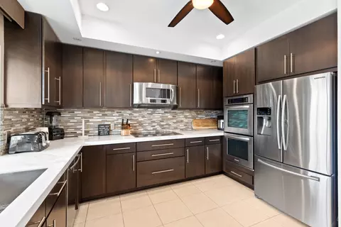 Kitchen - 4210 NE 23rd Ave, Lighthouse Point, FL 33064 photo 2 of 3
