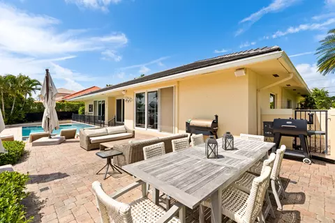 Exterior - 4210 NE 23rd Ave, Lighthouse Point, FL 33064 photo 14 of 24