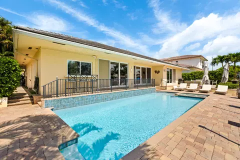 Exterior - 4210 NE 23rd Ave, Lighthouse Point, FL 33064 photo 10 of 24