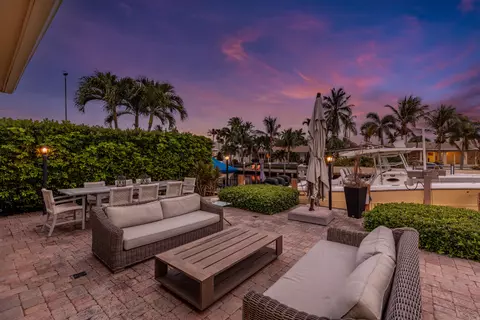Exterior - 4210 NE 23rd Ave, Lighthouse Point, FL 33064 photo 18 of 24