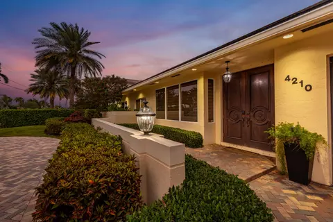 Exterior - 4210 NE 23rd Ave, Lighthouse Point, FL 33064 photo 15 of 24