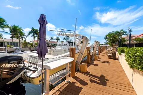 Other - 4210 NE 23rd Ave, Lighthouse Point, FL 33064 photo 5 of 10