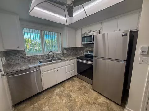 Kitchen - 331 Tequesta Dr #220, Tequesta, FL 33469 photo 1 of 1