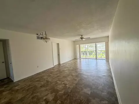 Living - 331 Tequesta Dr #220, Tequesta, FL 33469 photo 1 of 4