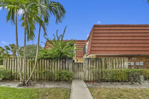 746 NW 98th Way, Plantation, FL 33324