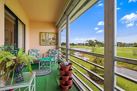Exterior - 76 Capri B, Delray Beach, FL 33484 photo 4 of 5